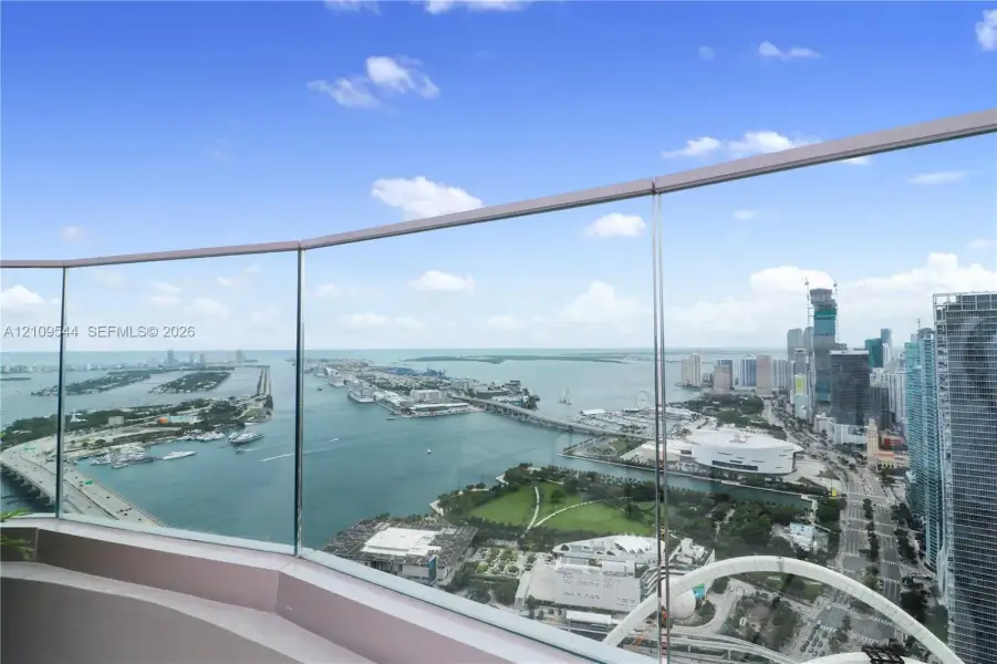 Floor 56th Miami View