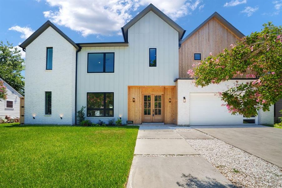 Front exterior of a new home in , Dallas, TX, highlighting curb appeal (Image 2). Front exterior of a new home in , Dallas, TX, highlighting curb appeal (Image 2).