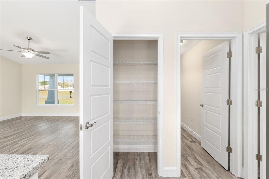 Spacious, unfurnished interior of a new home in , Ocala (Image 19).