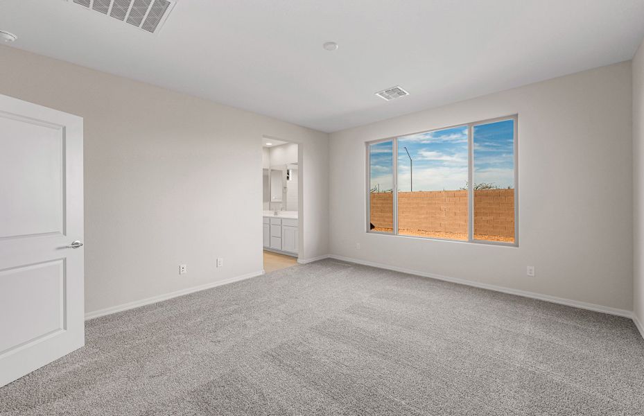 Spacious, unfurnished interior of a new home in Artisan at Asante, Surprise (Image 15). Spacious, unfurnished interior of a new home in Artisan at Asante, Surprise (Image 15).