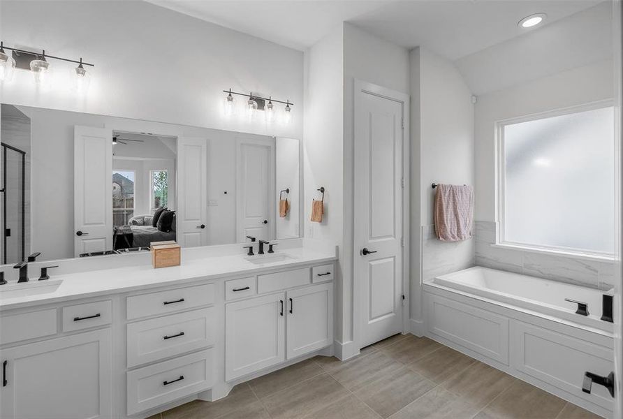 Furnished interior view inside a new home in Ten Mile Creek, Celina (Image 24).