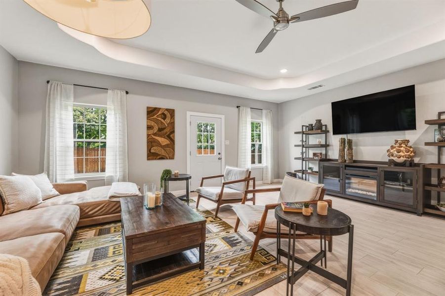Furnished interior view inside a new home in , Fort Worth (Image 6).
