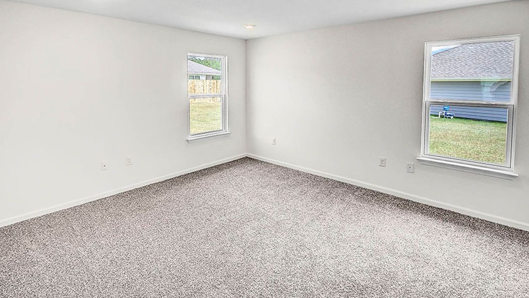 Representative unfurnished interior of a home built from the Lismore by D.R. Horton in Ashton Park Phase III, Freeport (Image 19).