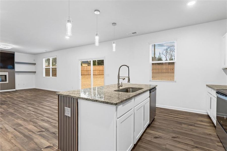 Furnished interior view inside a new home in Alcovy Trace, Lawrenceville (Image 9).