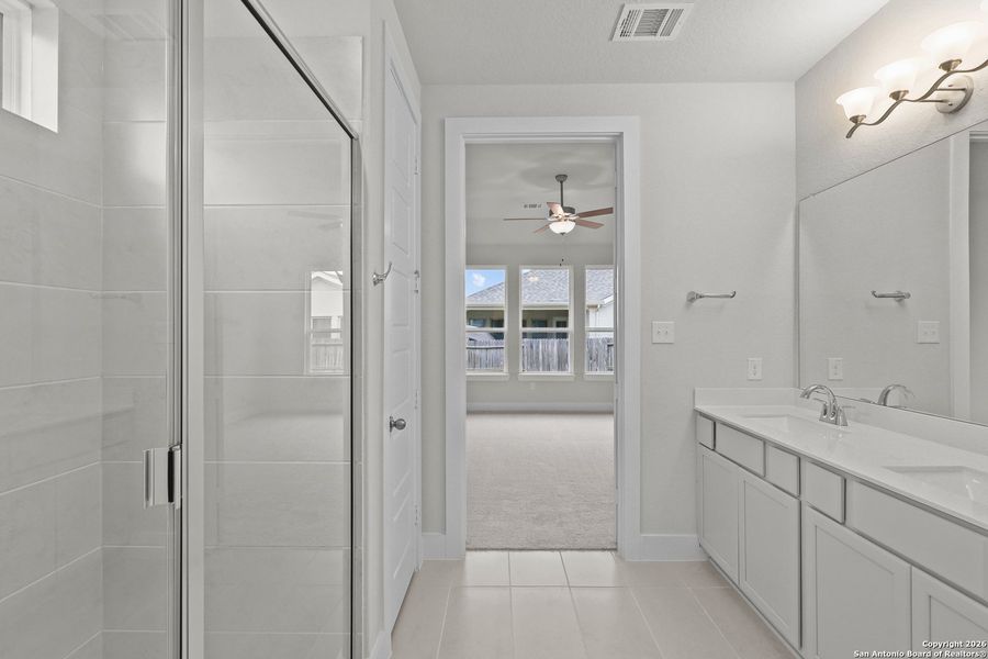 Furnished interior view inside a new home in Veramendi, New Braunfels (Image 9).