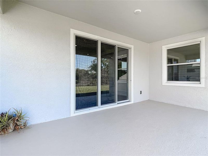 Exterior details and patio area of a home in Mirada, San Antonio (Image 33).