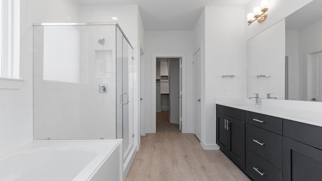 Furnished interior view inside a new home in Westland Ranch 60' Homesites, League City (Image 10).