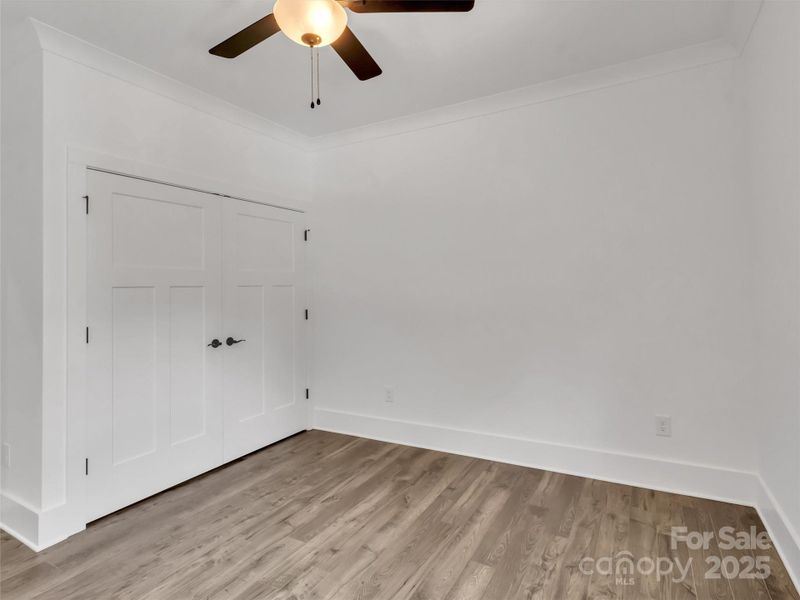 Spacious, unfurnished interior of a new home in , Asheville (Image 9).