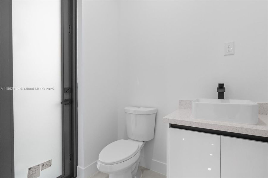 Furnished interior view inside a new home in , Lehigh Acres (Image 6). Furnished interior view inside a new home in , Lehigh Acres (Image 6).