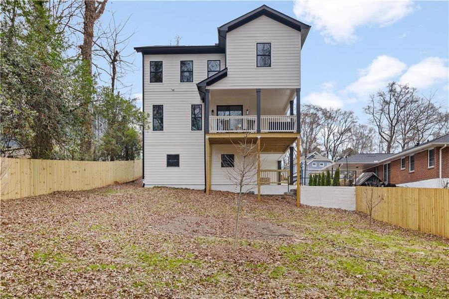 Exterior details and patio area of a home in , Decatur (Image 3).