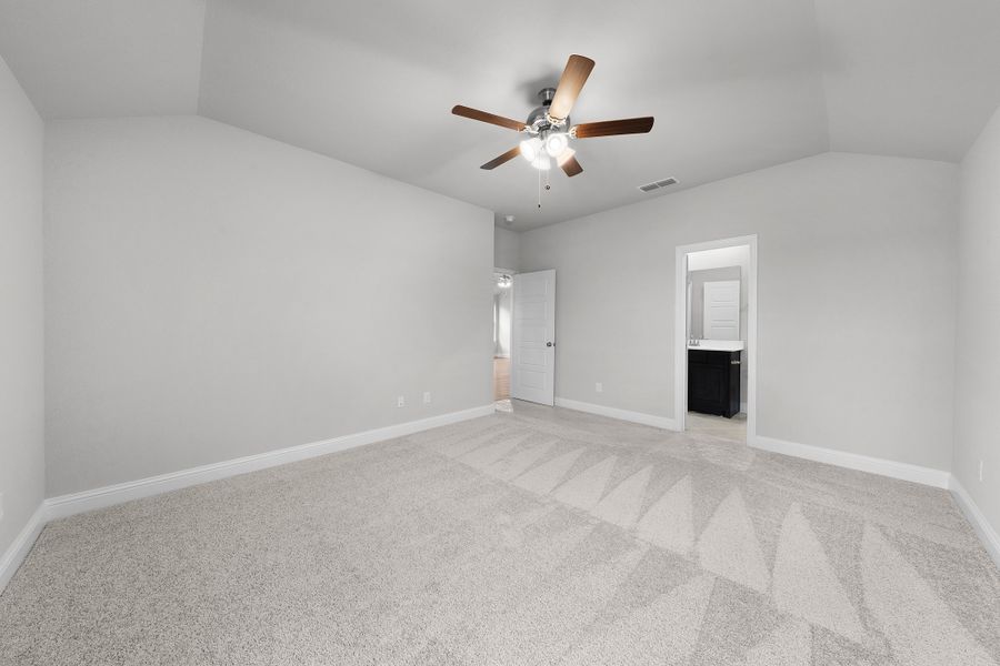 Spacious, unfurnished interior of a new home in Stonecreek, Sulphur Springs (Image 27). Spacious, unfurnished interior of a new home in Stonecreek, Sulphur Springs (Image 27).