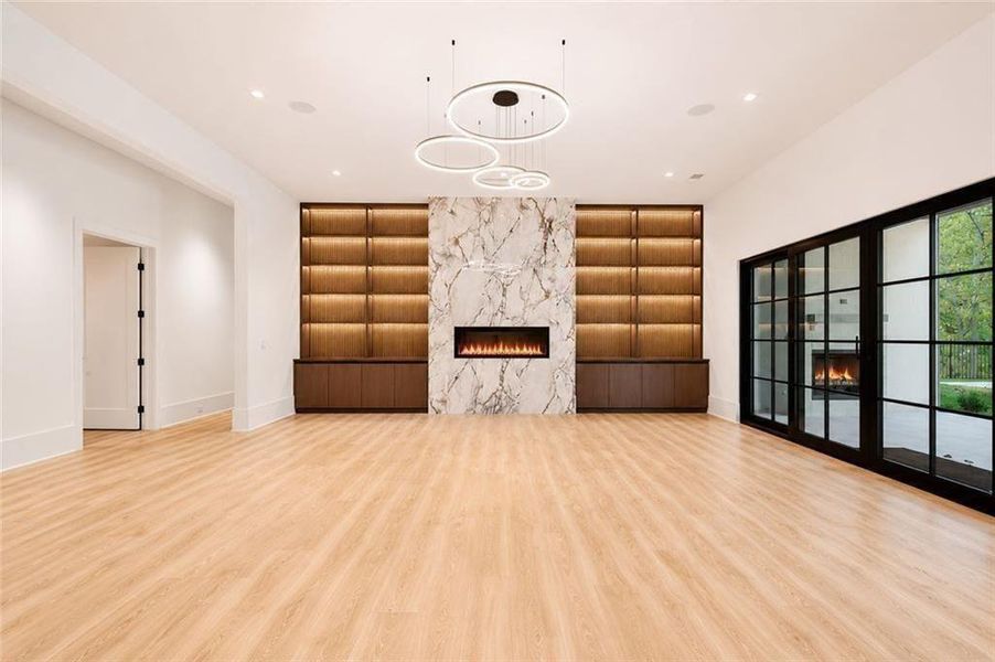 Spacious, unfurnished interior of a new home in , Alpharetta (Image 96). Spacious, unfurnished interior of a new home in , Alpharetta (Image 96).