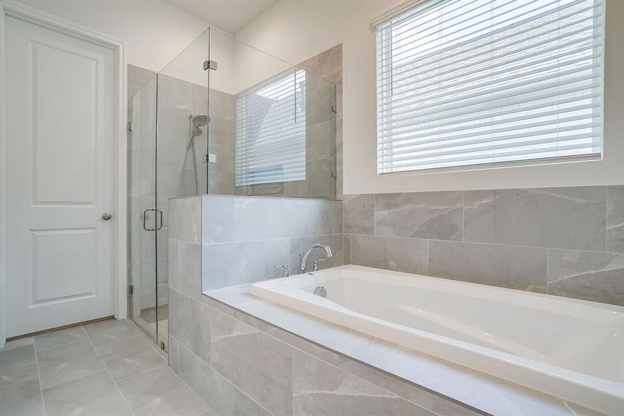 Furnished interior view inside a new home in Walsh, Fort Worth (Image 11). Furnished interior view inside a new home in Walsh, Fort Worth (Image 11).