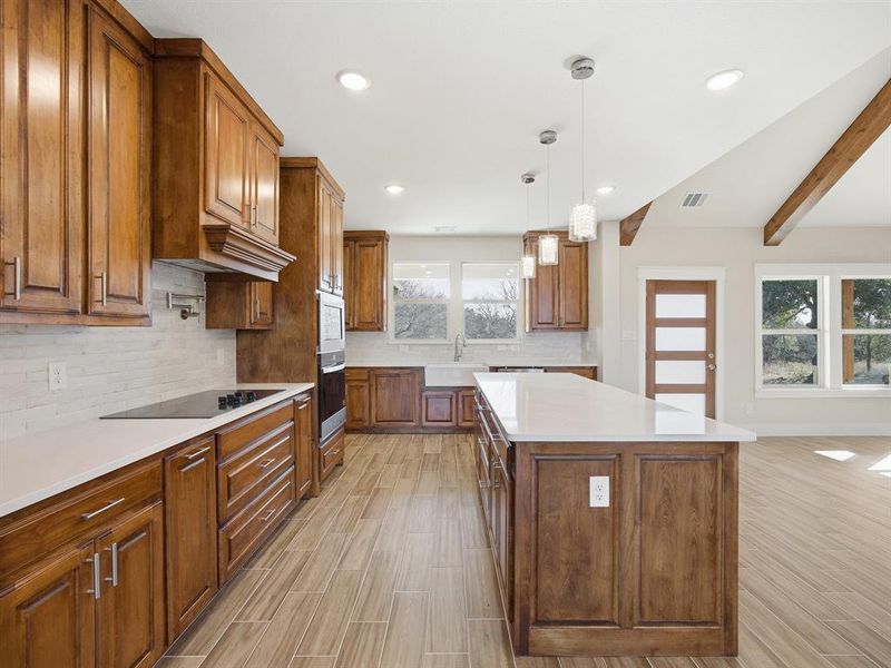 Furnished interior view inside a new home in , Weatherford (Image 9).