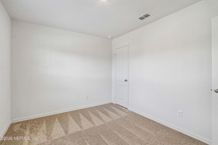 Spacious, unfurnished interior of a new home in , Jacksonville (Image 16).