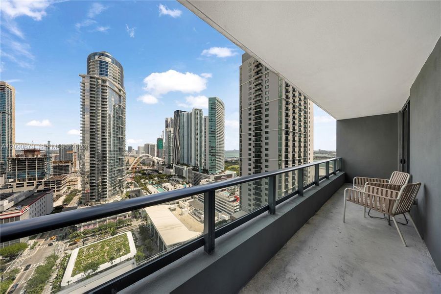 Condo located in Miami, FL showcasing its design and architecture (Image 3). Condo located in Miami, FL showcasing its design and architecture (Image 3).