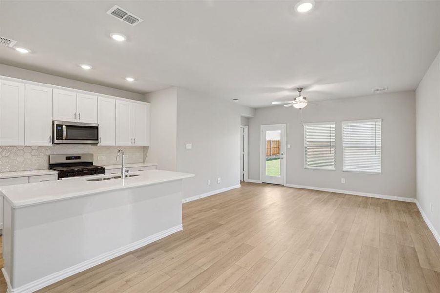 Photo is not of the actual home, but is an inspirational photo of builder’s model home and may depict options, furnishings, and/or decorator features that are not included.