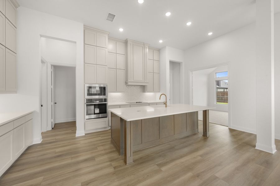 Furnished interior view inside a new home in Ridgepoint, Midlothian (Image 6).