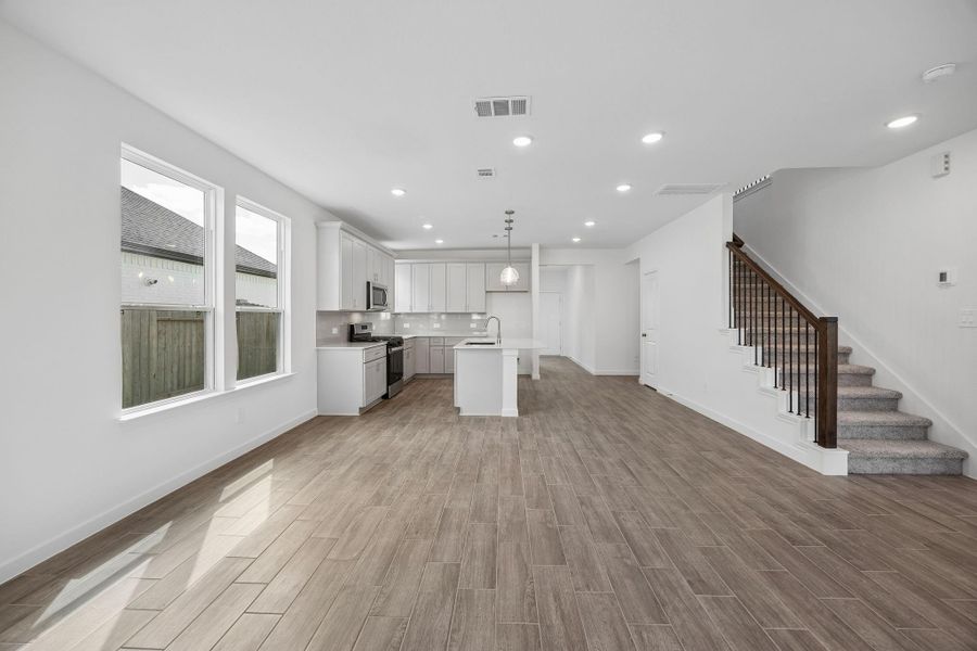 Spacious, unfurnished interior of a new home in Montgomery Bend, Montgomery (Image 16). Spacious, unfurnished interior of a new home in Montgomery Bend, Montgomery (Image 16).