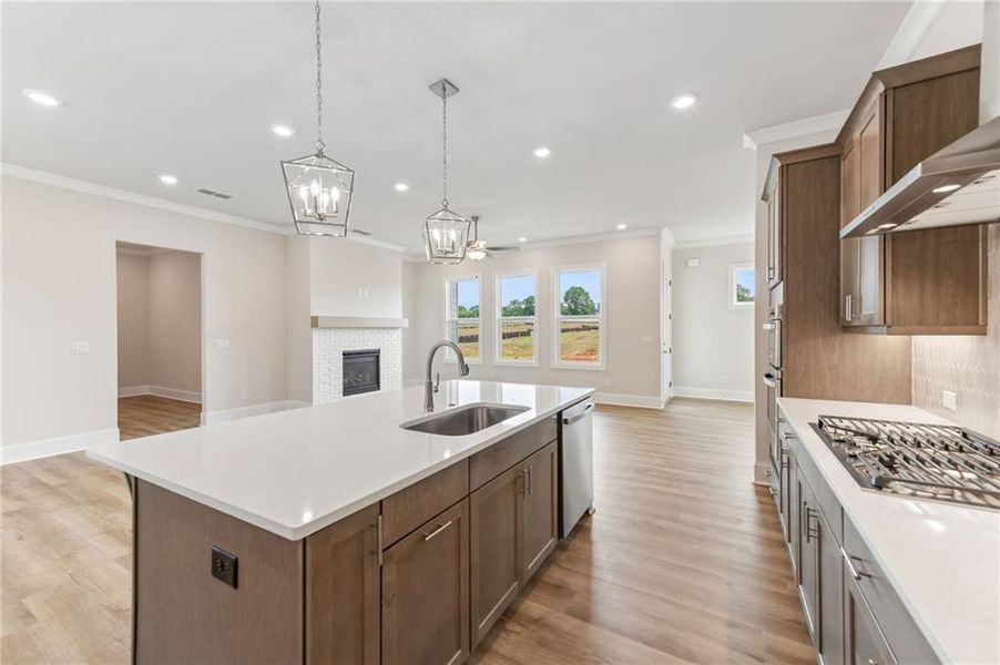 Furnished interior view inside a new home in Aberdeen, Hoschton (Image 9).