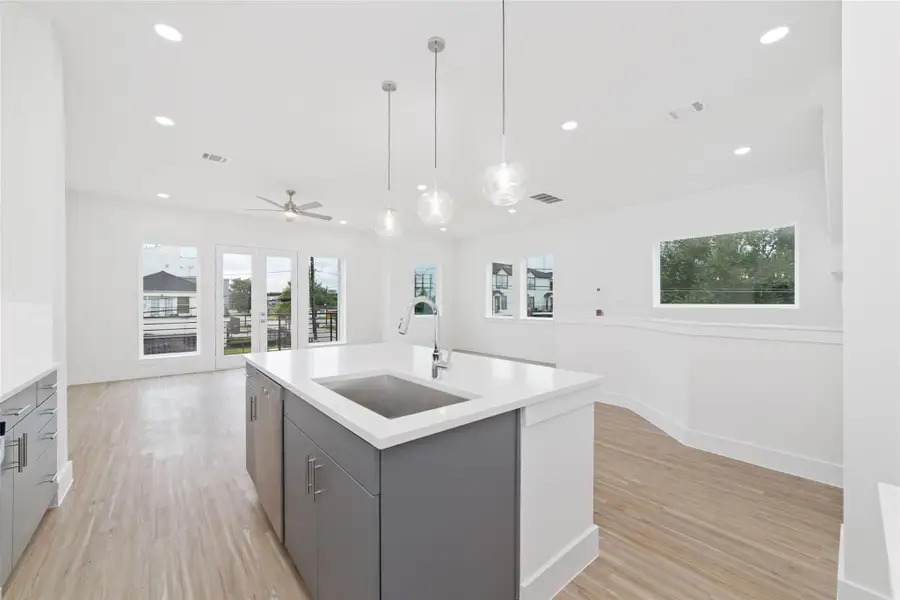 Abundant Natural Light