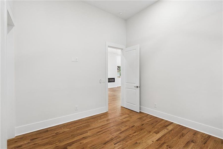 Spacious, unfurnished interior of a new home in , Atlanta (Image 16). Spacious, unfurnished interior of a new home in , Atlanta (Image 16).