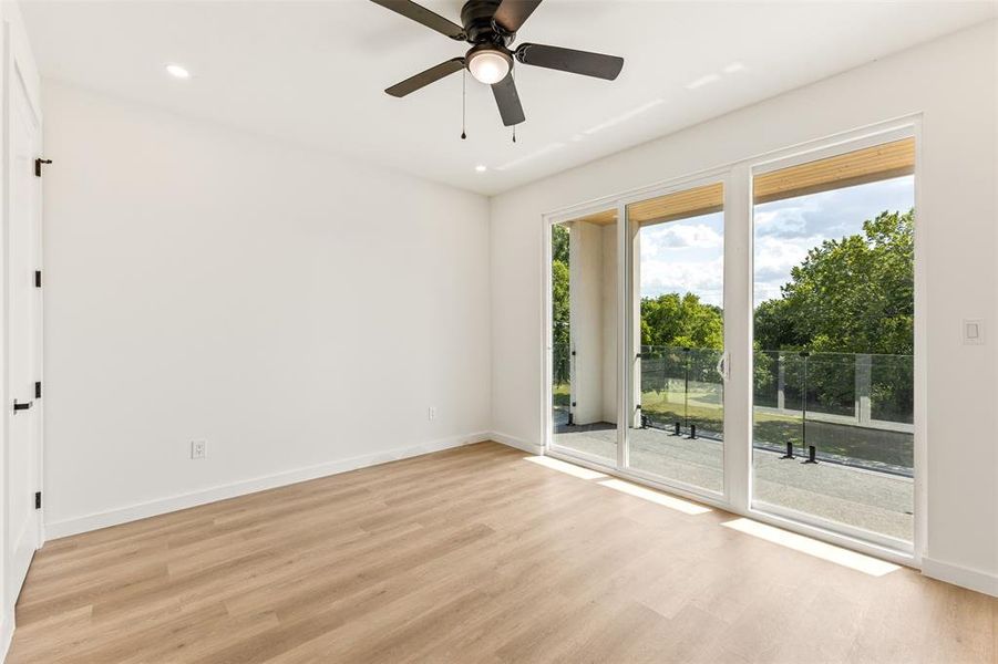 Spacious, unfurnished interior of a new home in , Dallas (Image 25).