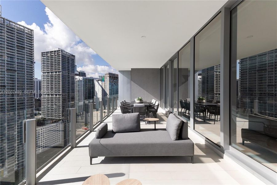 Condo located in Miami, FL showcasing its design and architecture (Image 23). Condo located in Miami, FL showcasing its design and architecture (Image 23).