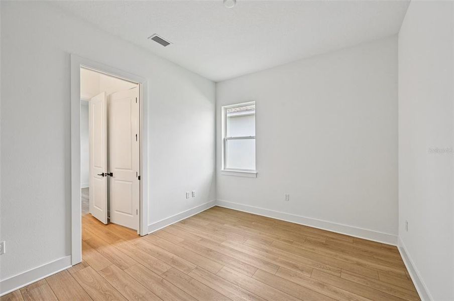 Spacious, unfurnished interior of a new home in Biscayne Landing at Seaire, Parrish (Image 41).