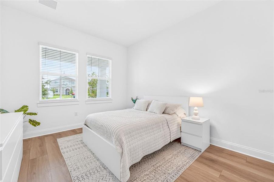 Furnished interior view inside a new home in , Winter Garden (Image 52).