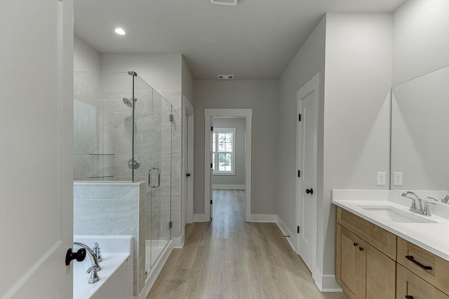 Furnished interior view inside a new home in , Jefferson (Image 11).