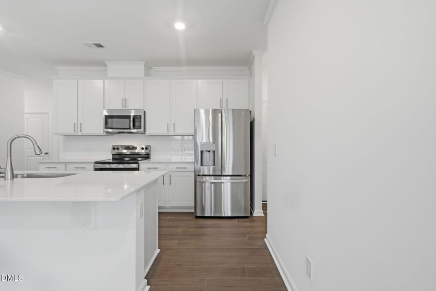 SUN_MyrtleMeadows_Pic_McHenryII-15 SUN_MyrtleMeadows_Pic_McHenryII-15