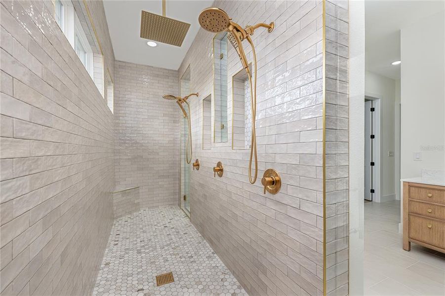 Close-up of interior finishes inside a home in , Eustis (Image 17). Close-up of interior finishes inside a home in , Eustis (Image 17).