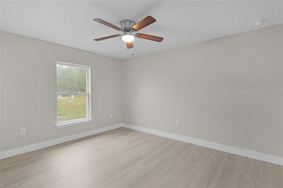 Spacious, unfurnished interior of a new home in , Ocklawaha (Image 15).