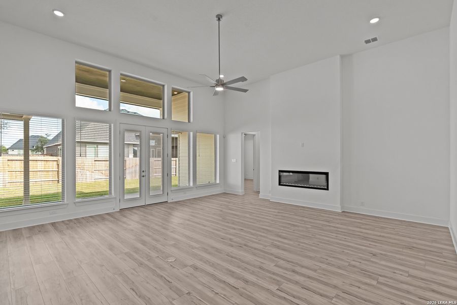 Spacious, unfurnished interior of a new home in , San Antonio (Image 16). Spacious, unfurnished interior of a new home in , San Antonio (Image 16).
