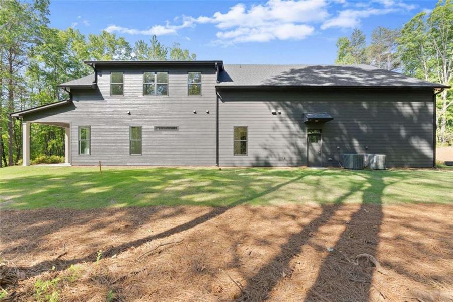 Exterior details and patio area of a home in , Clarkesville (Image 25).