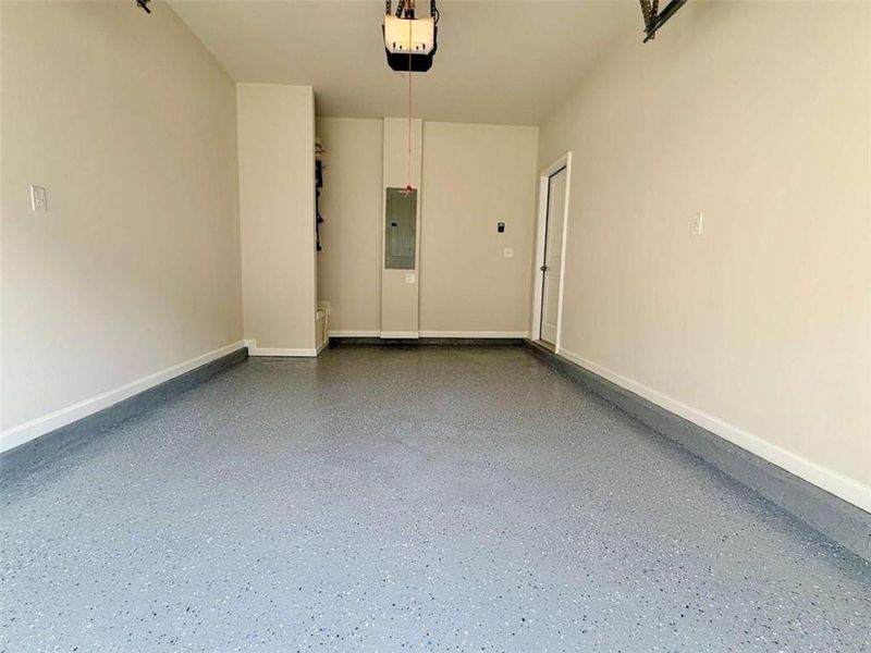 Spacious, unfurnished interior of a new home in , Hoschton (Image 20).