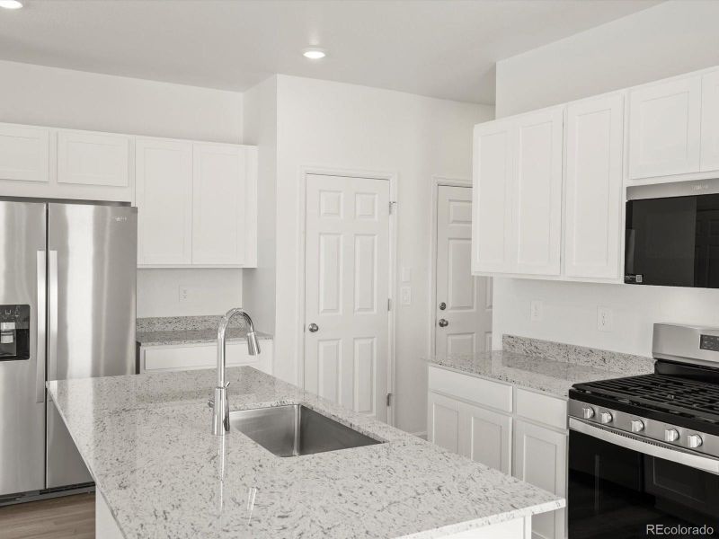 Furnished interior view inside a new home in Lake Bluff, Greeley (Image 7). Furnished interior view inside a new home in Lake Bluff, Greeley (Image 7).