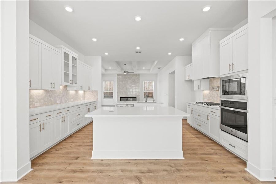 Furnished interior view inside a new home in Sunfield, Buda (Image 10).