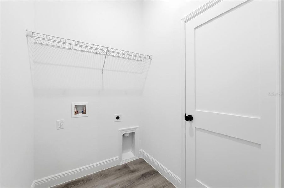 Spacious, unfurnished interior of a new home in , Ocala (Image 29).