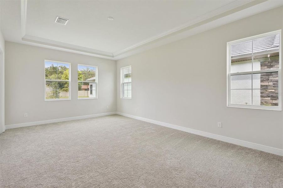 Spacious, unfurnished interior of a new home in Hidden Lakes, Brandon (Image 22).