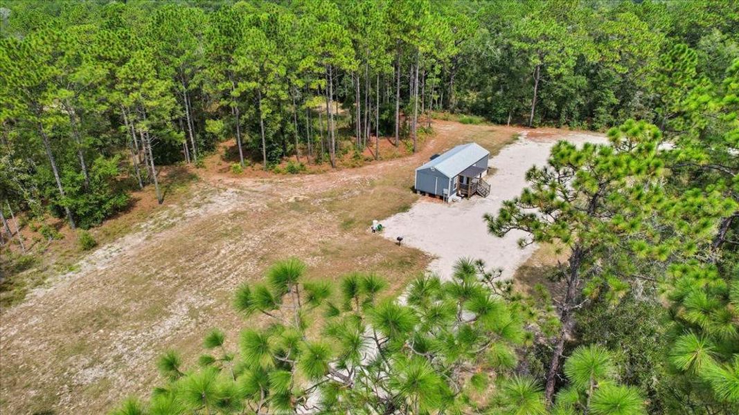 Image 27 of a home in . Image 27 of a home in .