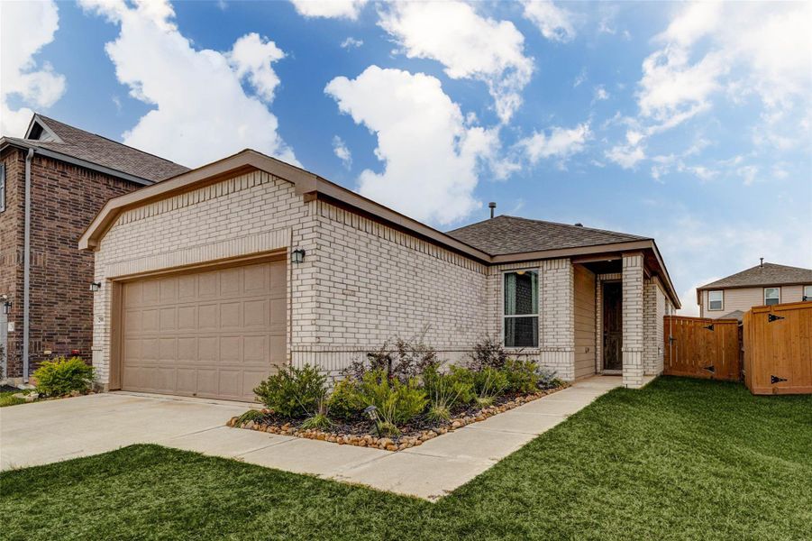 Front exterior of a new home in , Katy, TX, highlighting curb appeal (Image 23).