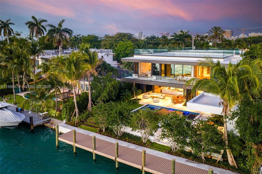 Image 75 of a home in .