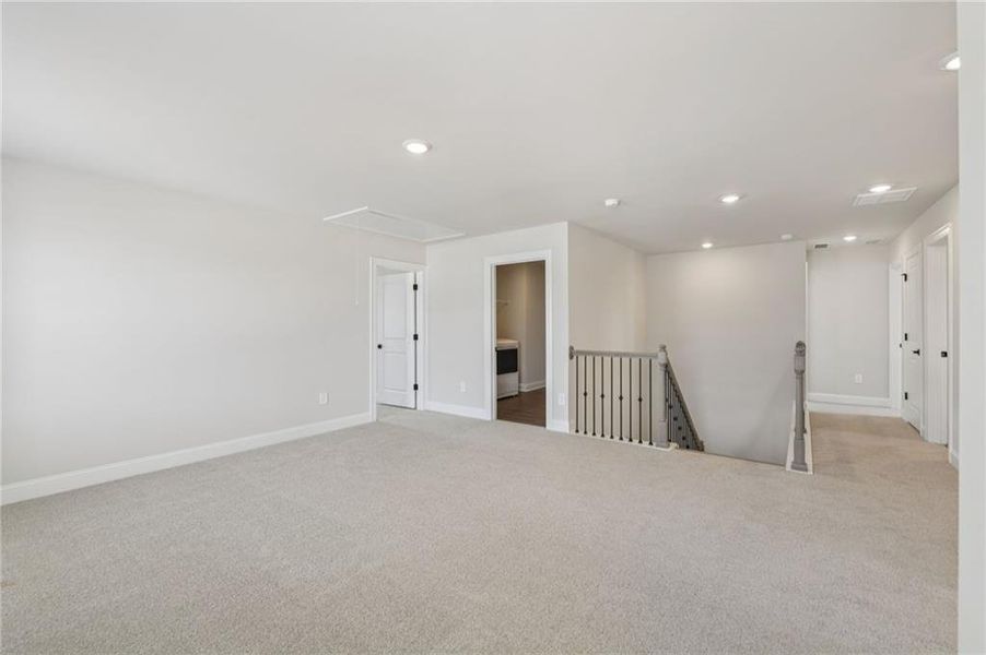 Spacious, unfurnished interior of a new home in River Pointe, Monroe (Image 42).