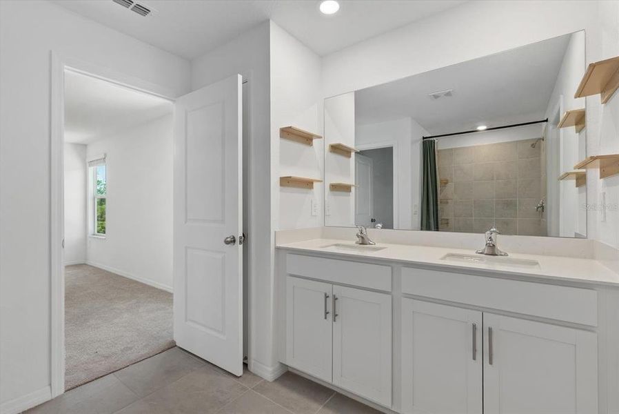 Furnished interior view inside a new home in , Bradenton (Image 6).