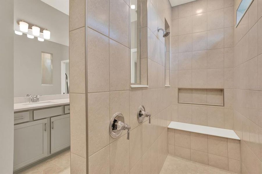 Furnished interior view inside a new home in , Land O' Lakes (Image 25).