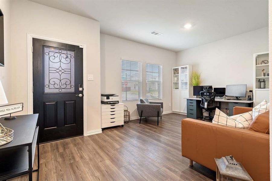 Furnished interior view inside a new home in Northstar, Haslet (Image 4).