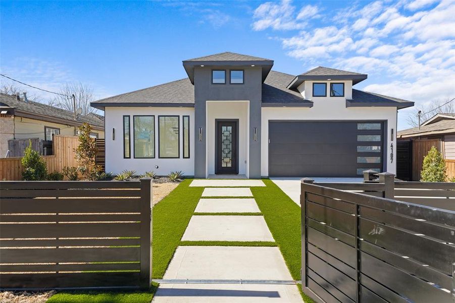 Front exterior of a new home in , Dallas, TX, highlighting curb appeal (Image 21). Front exterior of a new home in , Dallas, TX, highlighting curb appeal (Image 21).