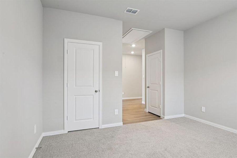 Spacious, unfurnished interior of a new home in River Ridge, Crandall (Image 35). Spacious, unfurnished interior of a new home in River Ridge, Crandall (Image 35).